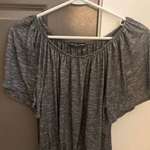 Kim & Cami Grey Short Sleeve Blouse with Tie Front Size Large